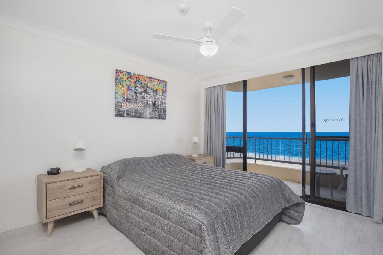 Pelican Sands Beach Resort Gold Coast Exterior foto