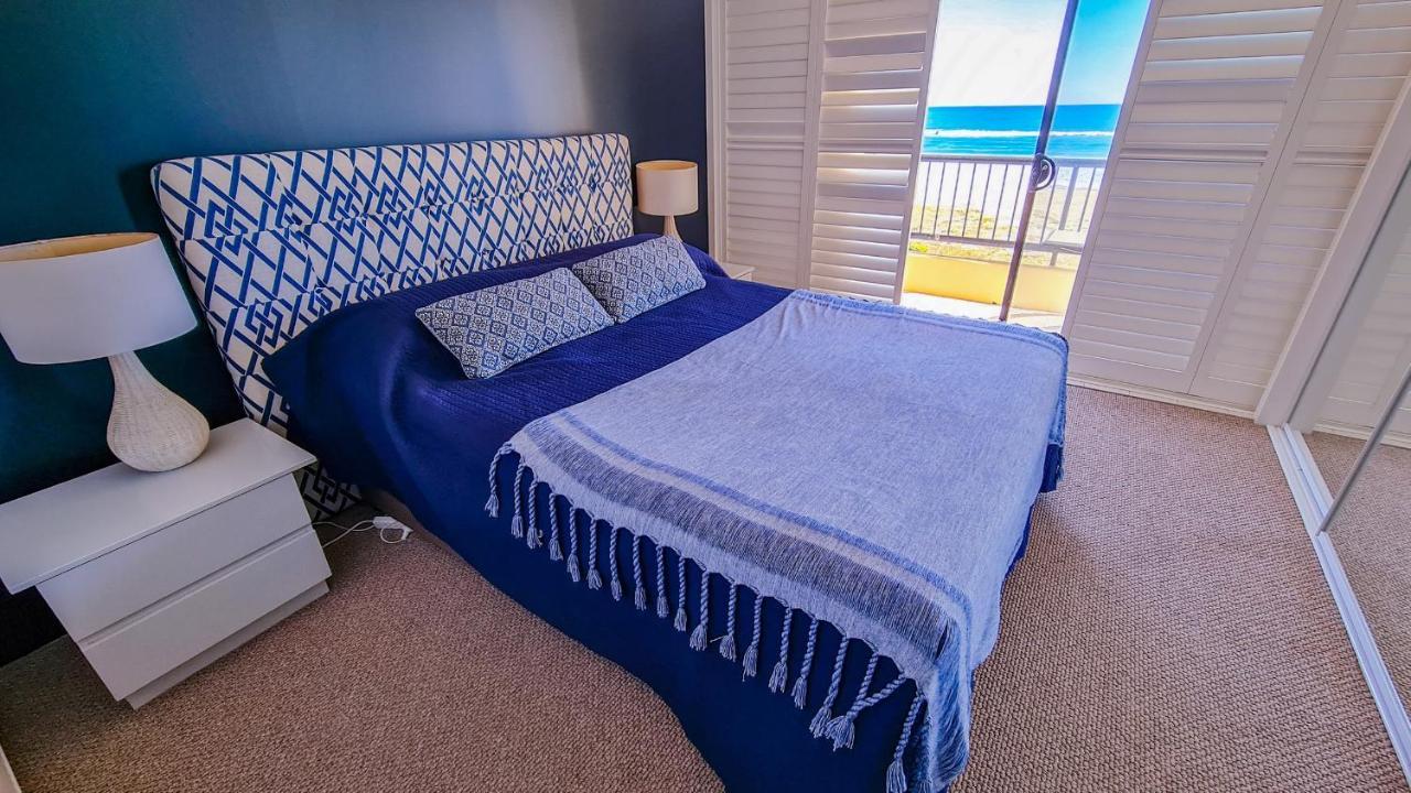 Pelican Sands Beach Resort Gold Coast Exterior foto