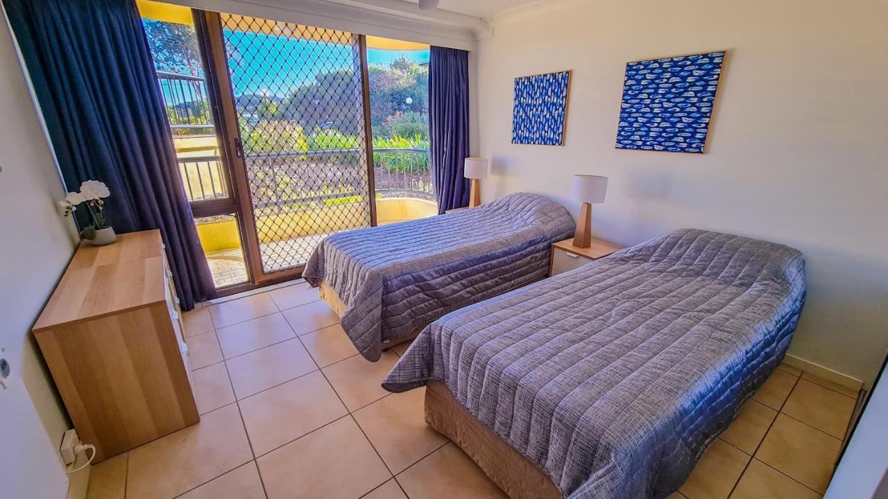Pelican Sands Beach Resort Gold Coast Exterior foto